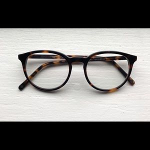 Muse x Hilary Duff Eva Glasses
